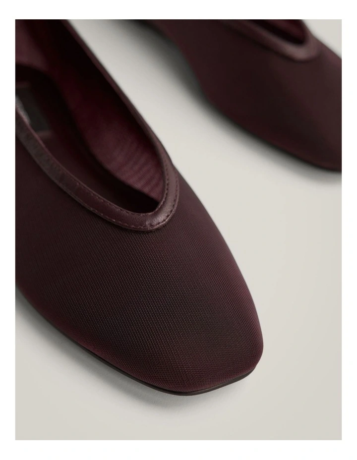 Petra Mesh Flat in Fig image 4