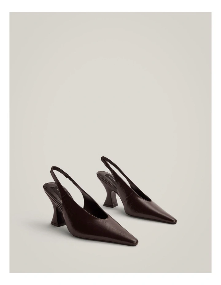 Joanna Heel in Espresso image 3