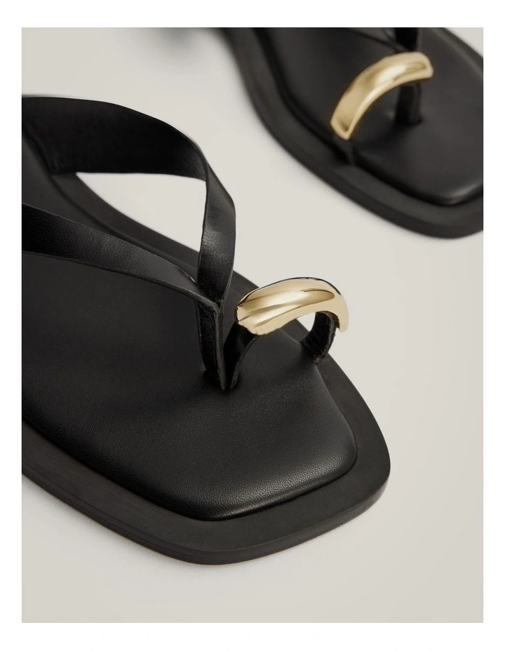 Kyra Slide in Black image 4