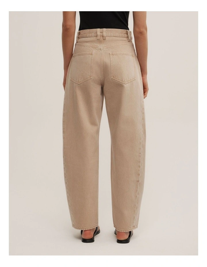Barrel Leg Jeans in Washed Sand image 4