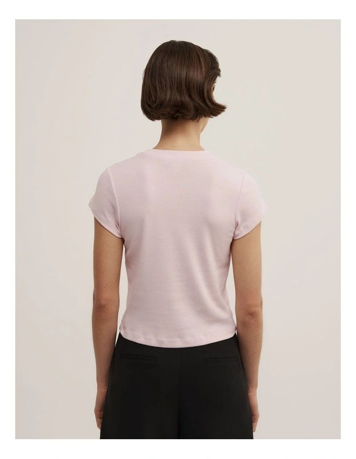 Short Sleeve Fitted T-shirt in Soft Pink image 5