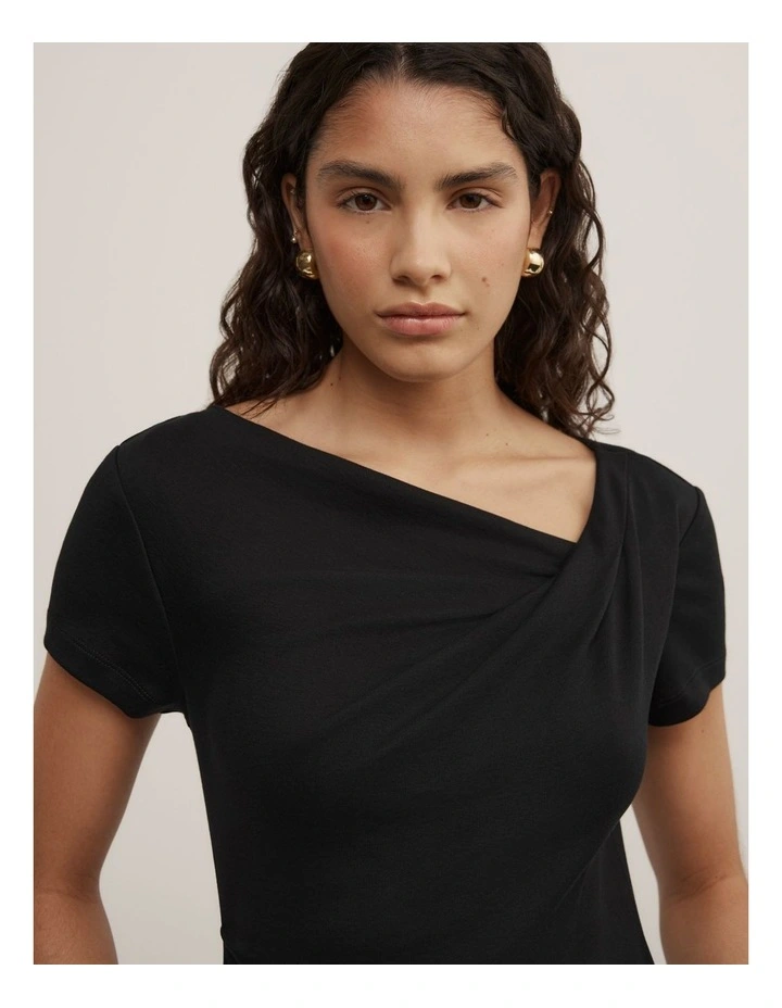 Twist Front T-shirt in Black image 3