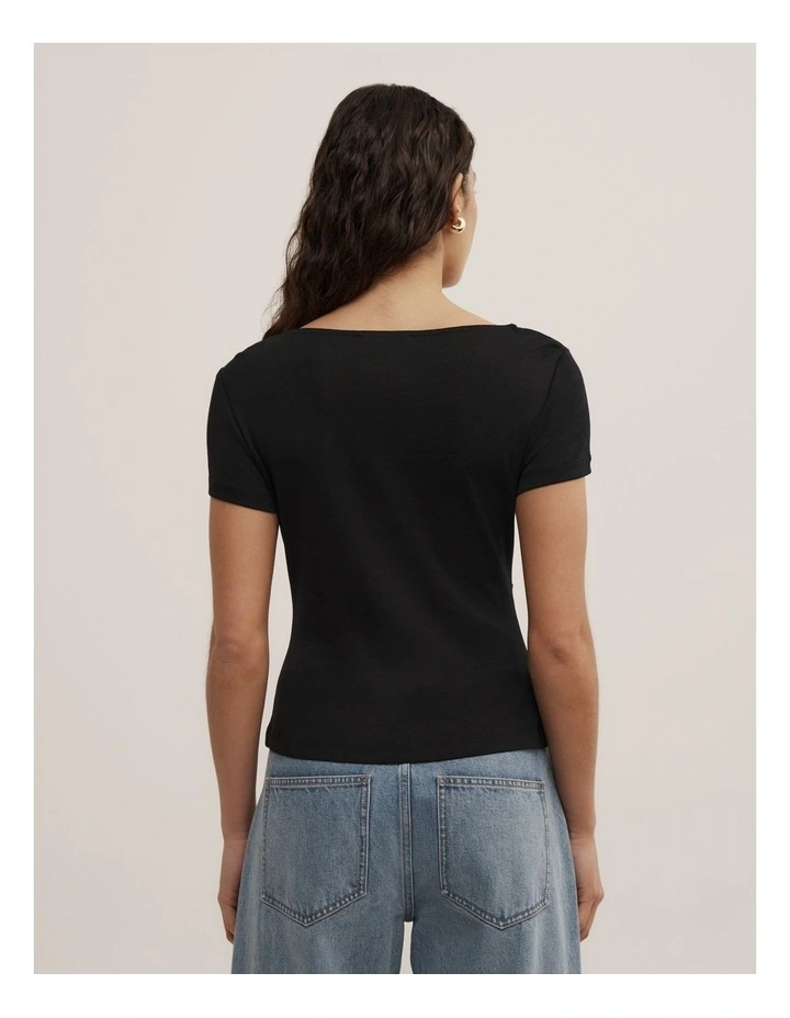 Twist Front T-shirt in Black image 4