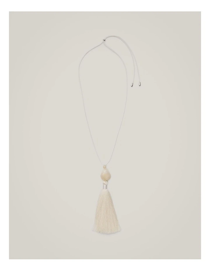 Taylor Pendant in Chalk image 1