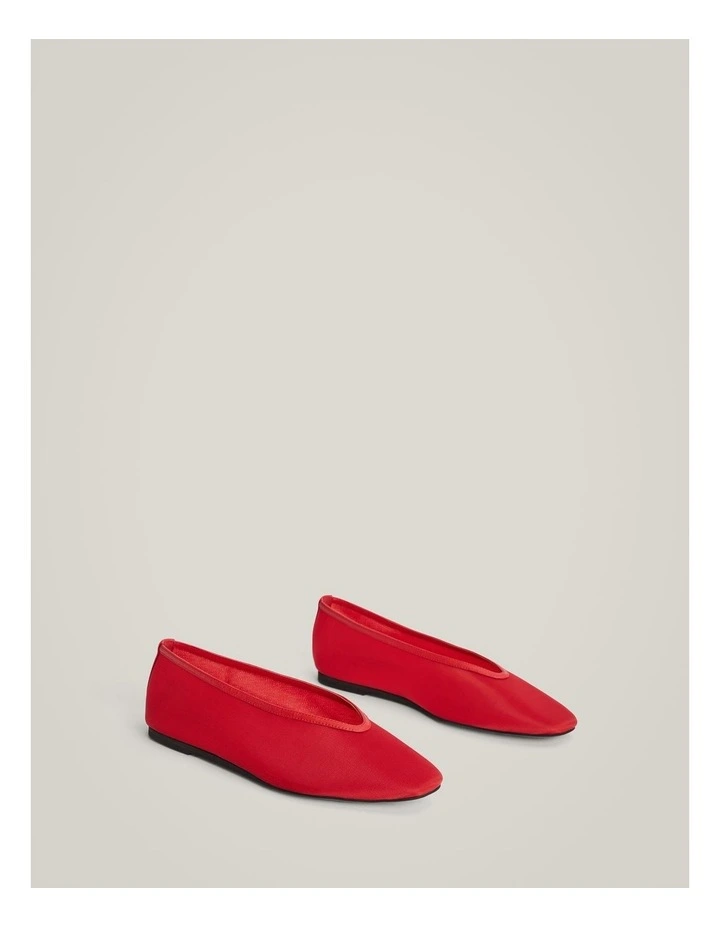 Petra Mesh Flats in Scarlet image 3