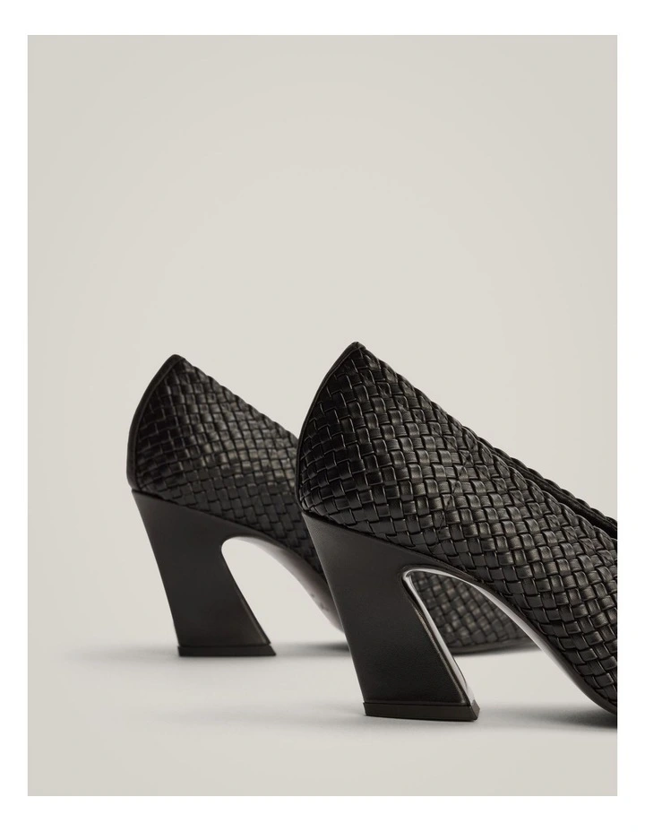 Avery Wve Heel in Black image 5