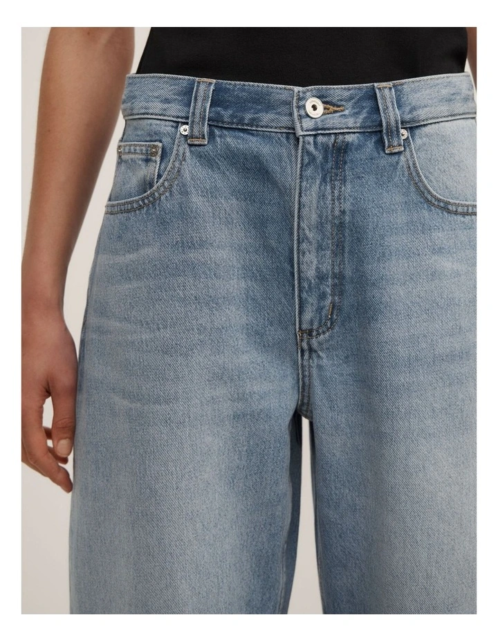 Soft Curve Jeans in Vintage Sky Wash image 3