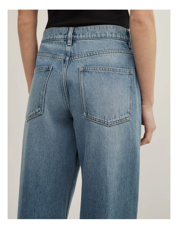 Mid Rise Relaxed Jeans in Amalfi Wash image 5