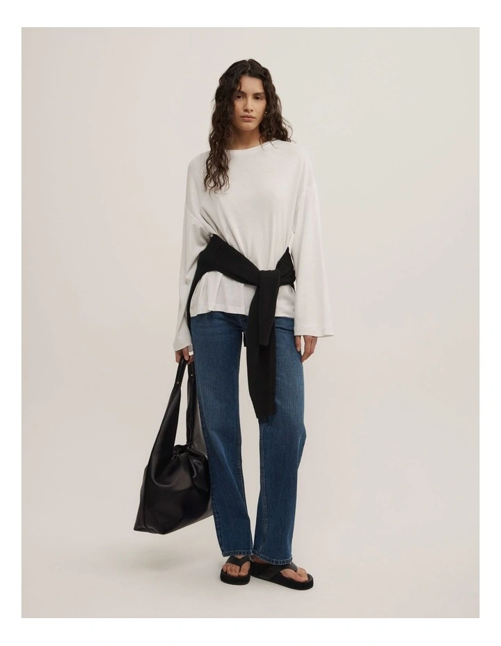 Mid Rise Slim Jeans in Pacific Wash image 4