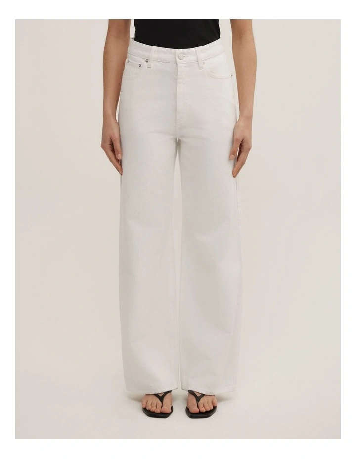 Mid Rise Straight Jeans in Parchment image 2