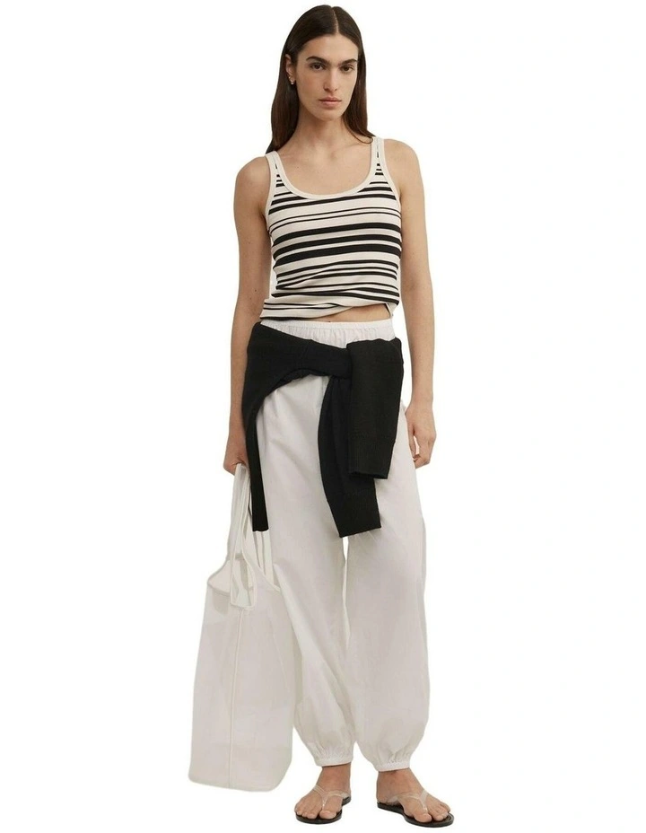Relaxed Balloon Pant image 3