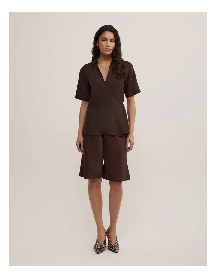 Wrap Linen Short Sleeve Shirt in Espresso image 2