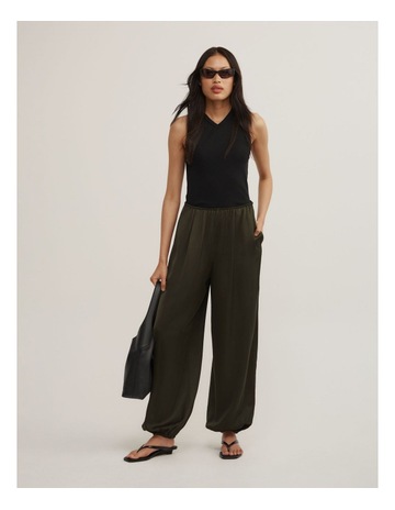 Dark Olive colour