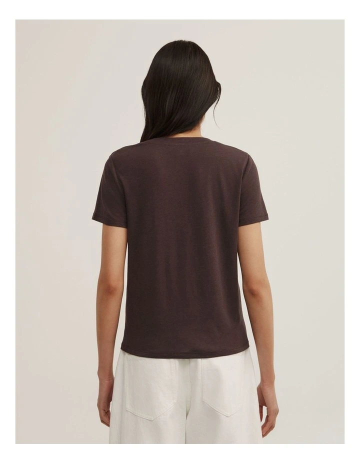 Jersey V-neck T-shirt in Espresso image 4