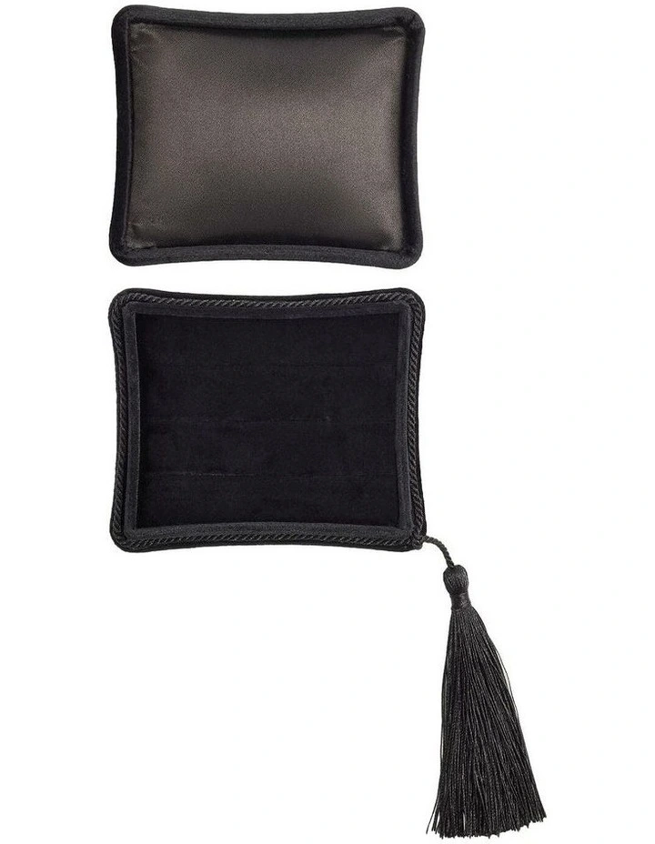 Tassel Jewel Case image 4