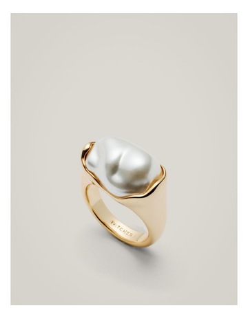 Gold colour