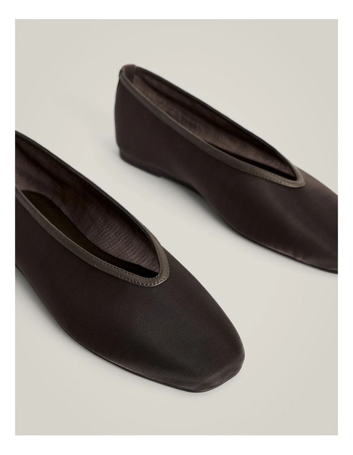 Petra Mesh Flats in Dark Olive image 4