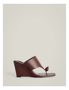 Cassie Bead Wedge in Deep Rust