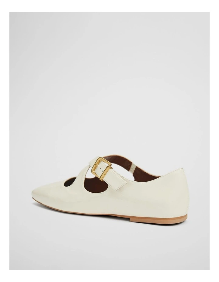 Penelope Ballet in Crema image 4