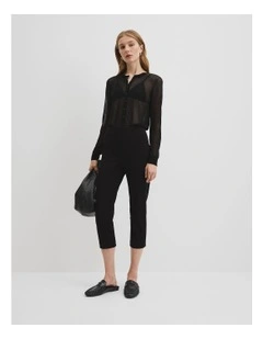 Capri Pant in Black