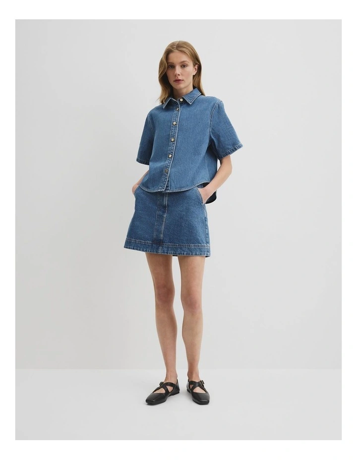 Short Sleeve Denim Shirt in Mid Blue Wash image 3