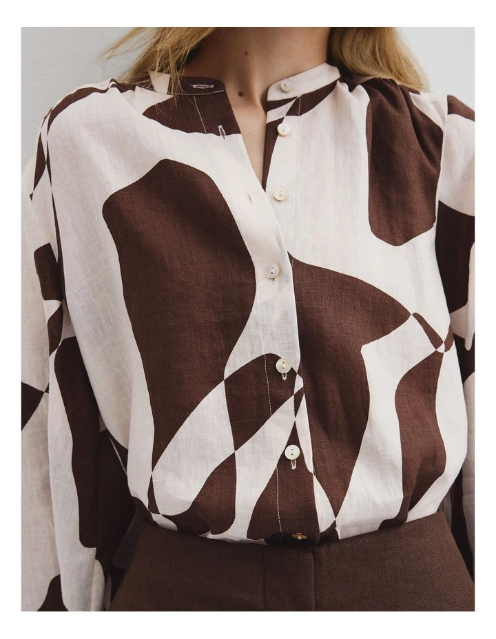 Organically Grown Cotton Blouson Blouse in Cocoa Geo image 2