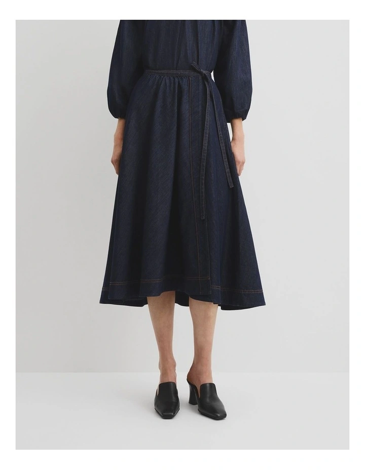 Chambray Denim Skirt in Indigo Rinse image 2