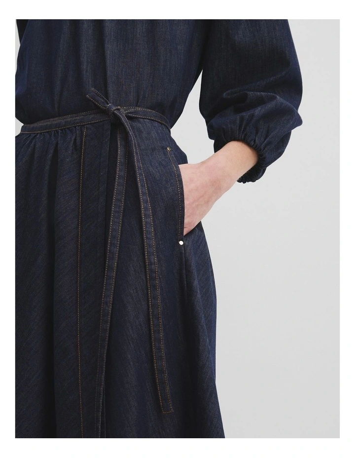 Chambray Denim Skirt in Indigo Rinse image 3