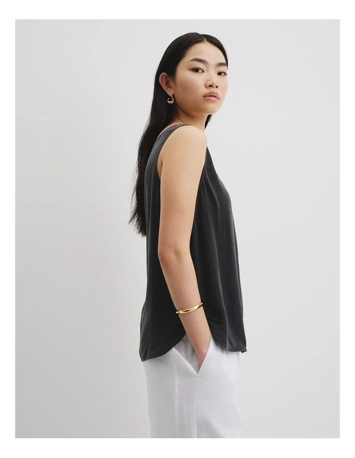 Kora Thin Molten Cuff in Gold image 2