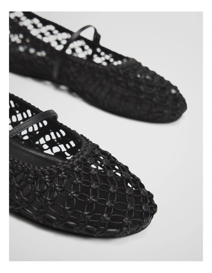 Nina Flat in Black image 3