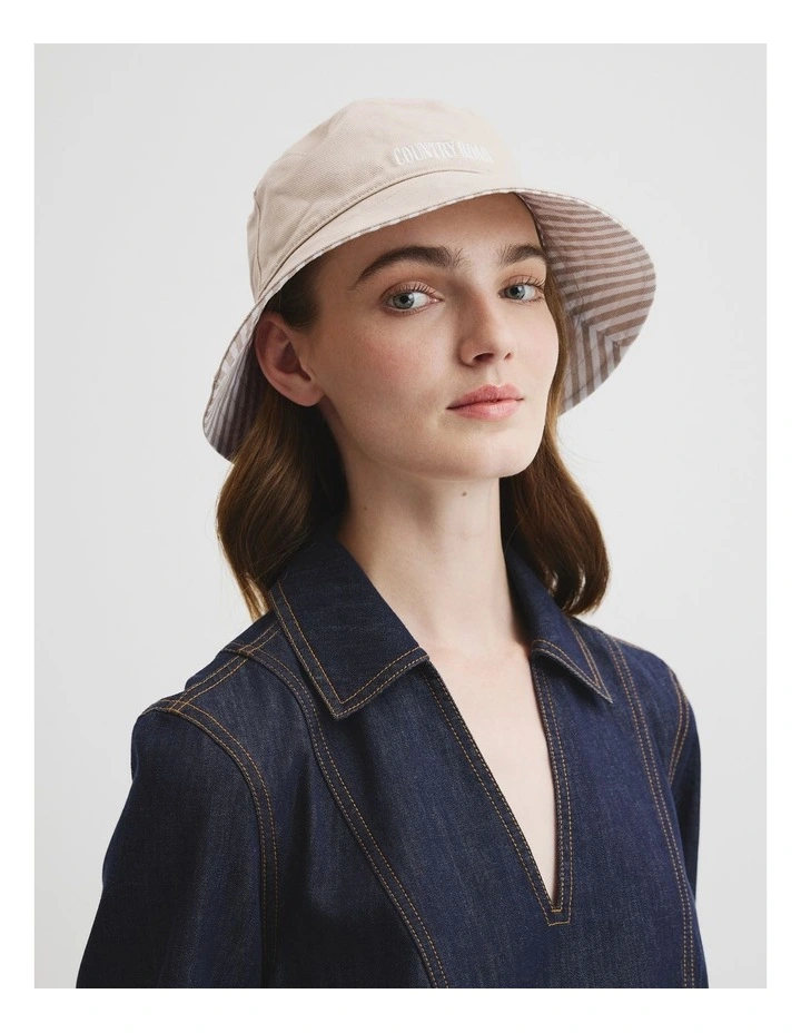 Cr Reverse Bucket Hat in Sand image 4