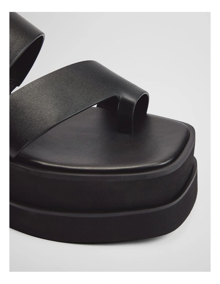 Arya Flatform in Black image 4