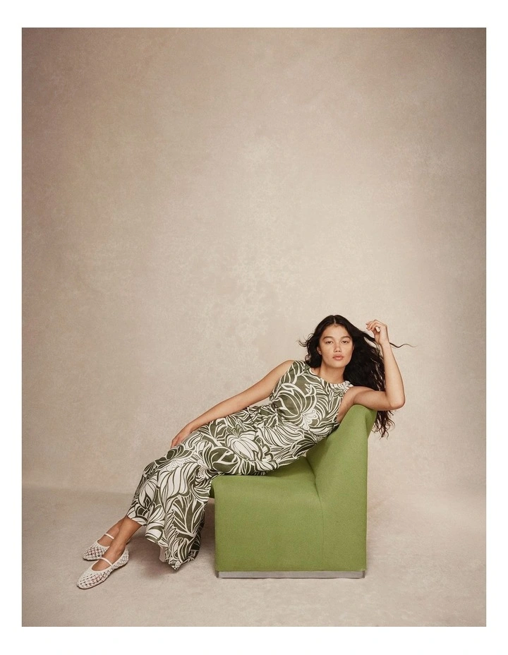 Organically Grown Linen Print Rouched Maxi Dress in Etched Tropical image 2