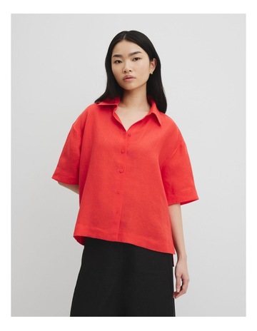 Vivid Red colour