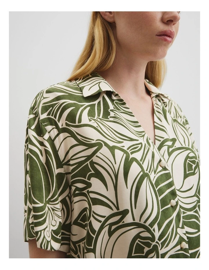 Print Short Sleeve Cupro Shirt in Etched Tropical image 2