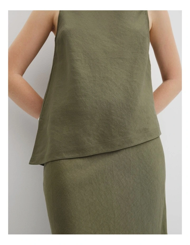 Asymmetric Tank in Caper image 2