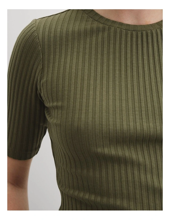 Short Sleeve Rib T-shirt in Caper image 2
