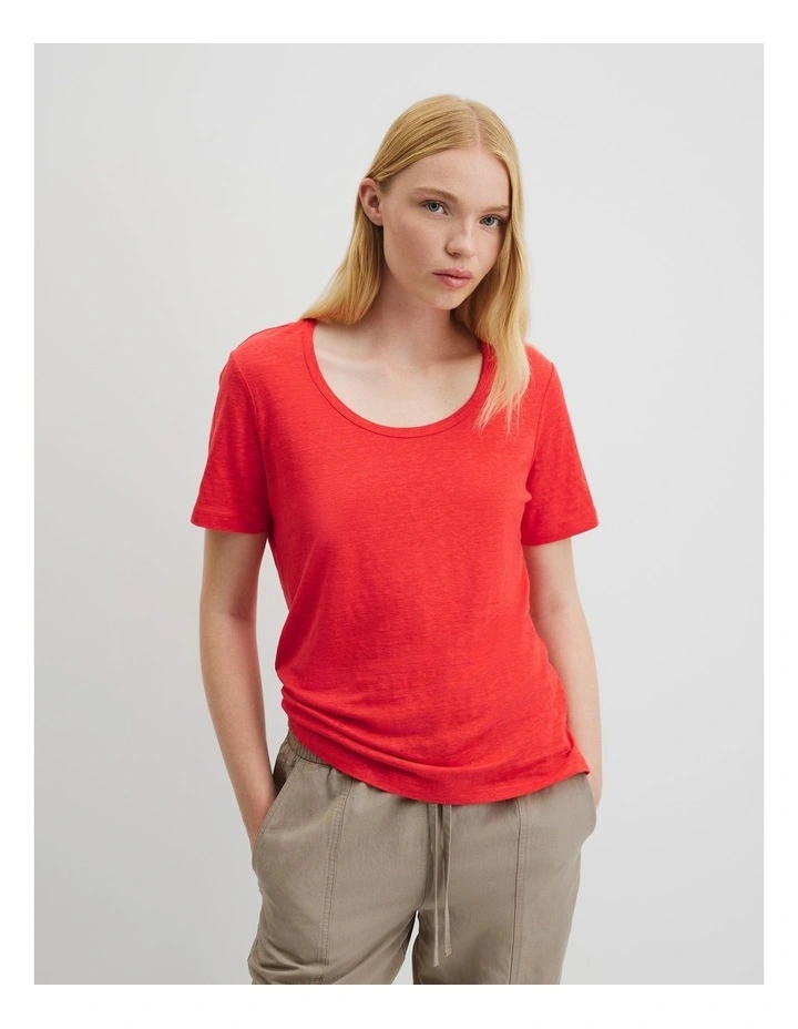 Linen Scoop Neck T-shirt in Vivid Red image 2