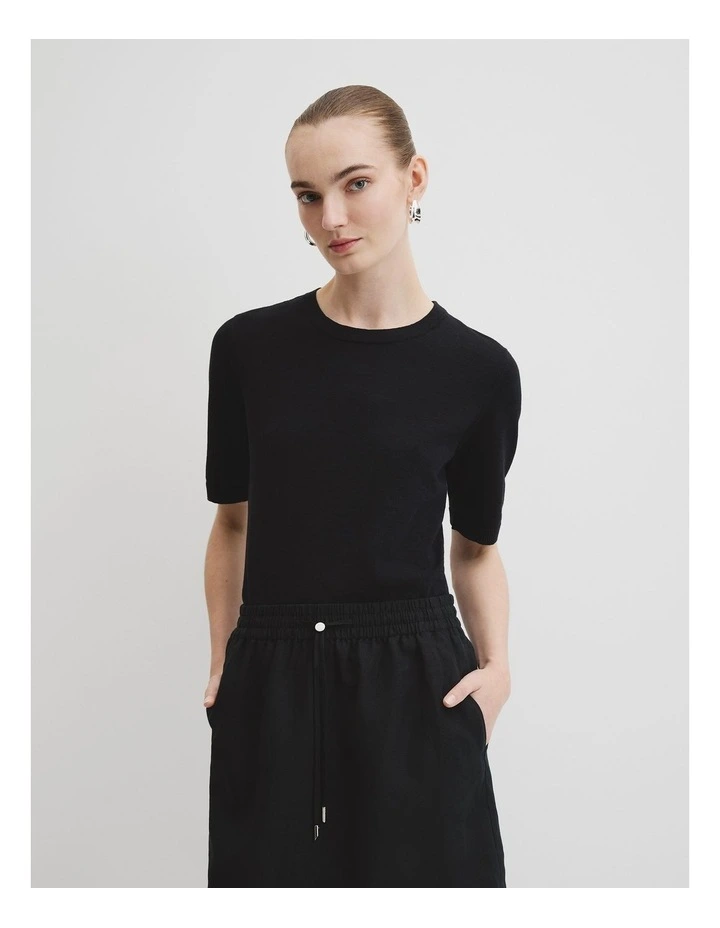 Organically Grown Cotton Linen Short Sleeve Knit T-shirt in Black image 1