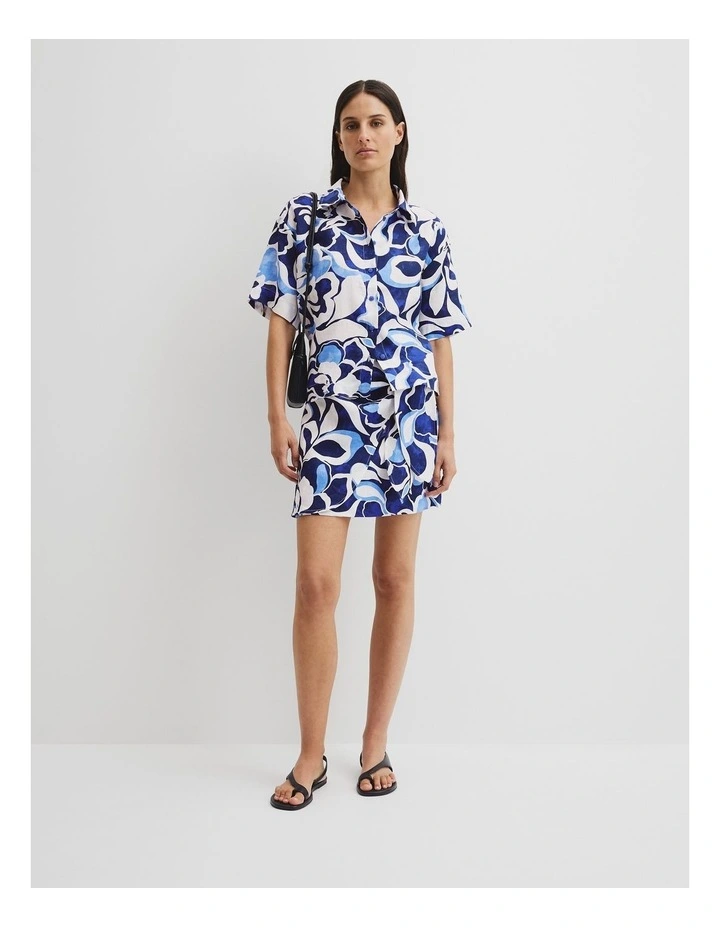 Organically Grown Linen Short Sleeve Print Shirt in Abstract Floral Print image 3