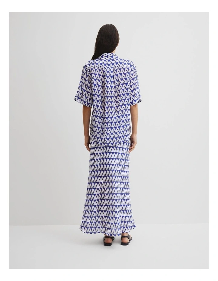 Print Utility Shirt in Ultra Blue Batik Geo image 4