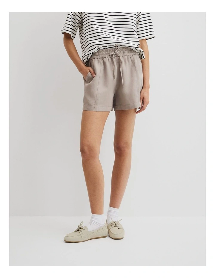 Panelled Short in Sand image 3