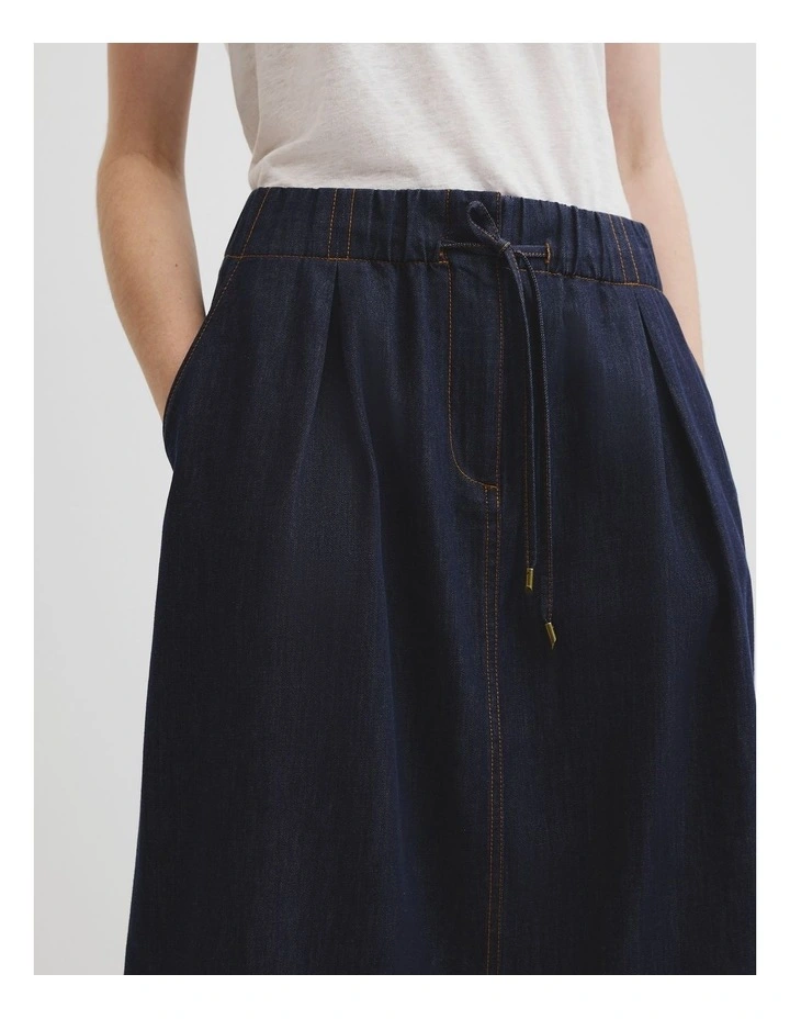 Chambray Pull On Skirt in Indigo Rinse image 3