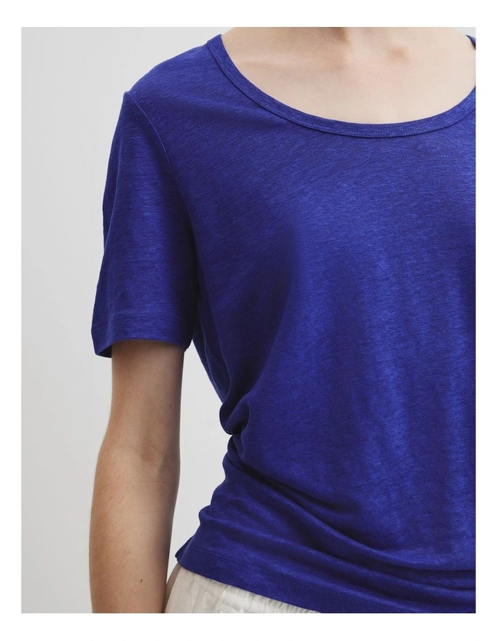 Linen Scoop Neck T-shirt in Ultra Blue image 3
