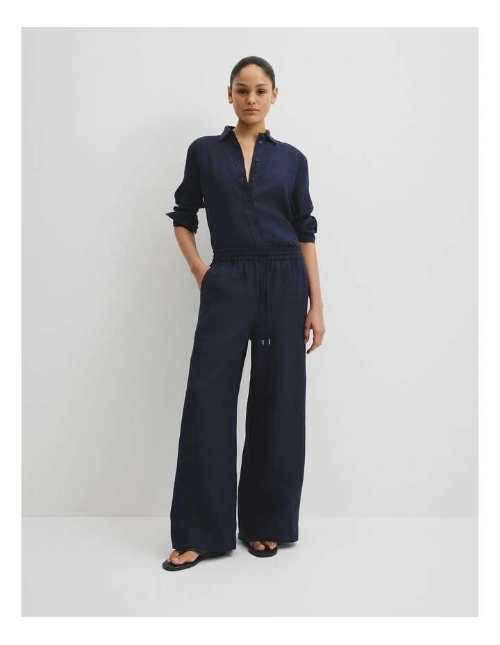 Organically Grown Linen Pull-on Pant in Navy image 1