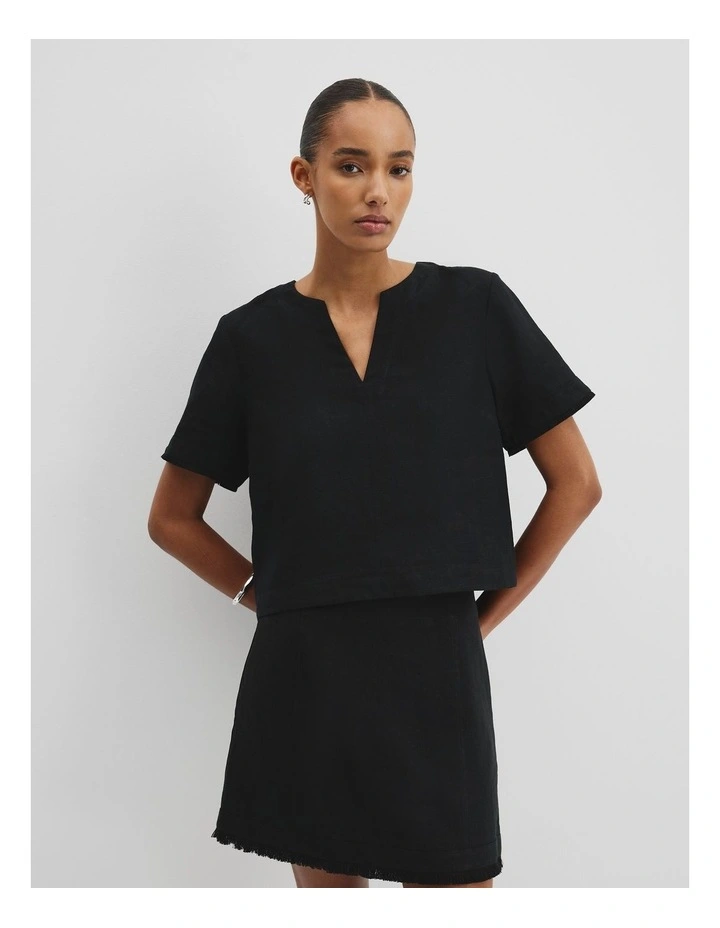 Organically Grown Linen Frayed Popover Top in Black image 1