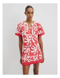 Organically Grown Fray Popover Top in Cayenne Palm Geo