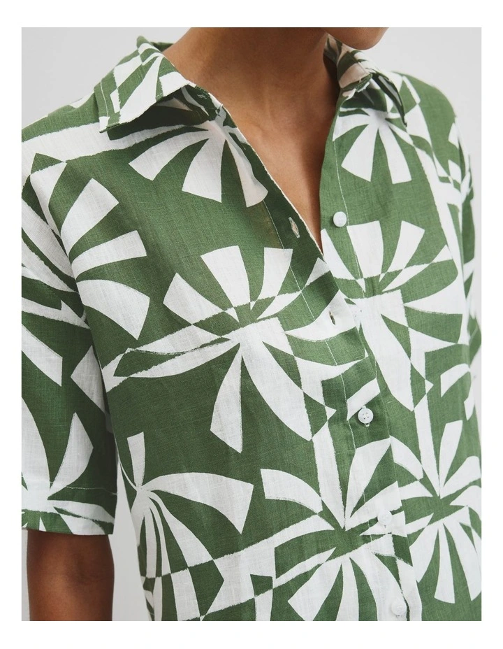 Organically Grown Linen Print Short Sleeve Shirt in Fern Palm Geo image 2