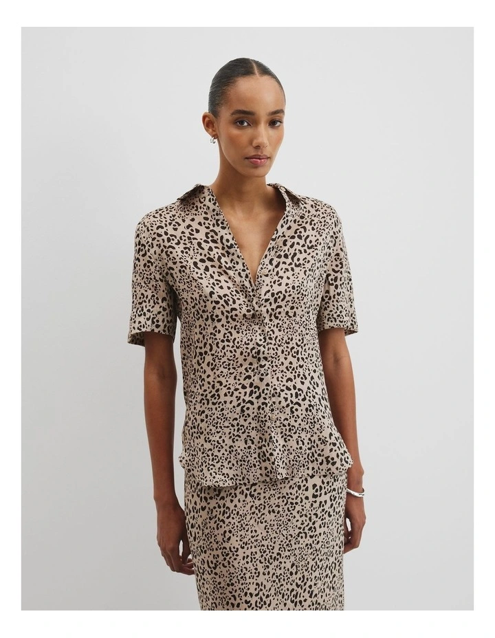 Print Shirt in Mottled Animal image 1
