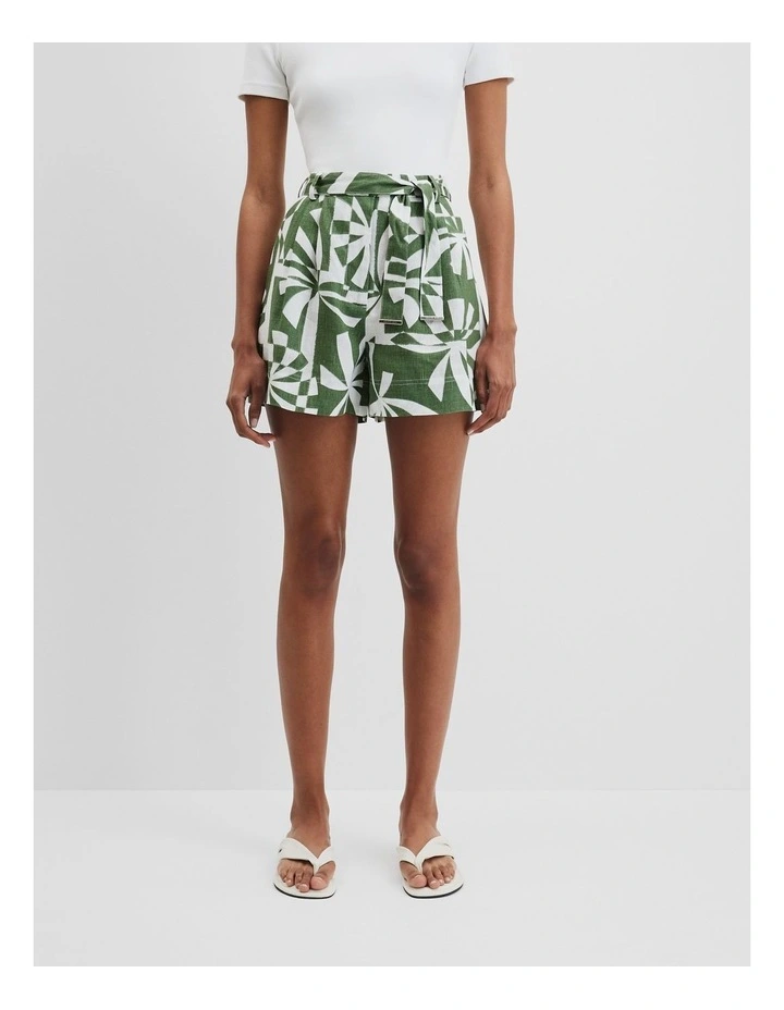 Organically Grown Linen Print Shorts in Fern Palm Geo image 2
